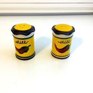 Mexican style Salt/Pepper Set